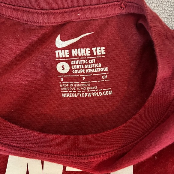 Nike Youth Small Graphic Tee Can’t Stop Won’t Stop Red Shirt - Picture 3 of 4